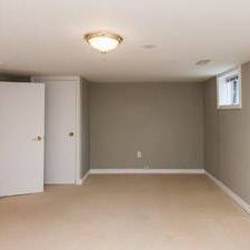 1 Bedroom basement apartment - Photo 4