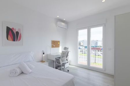 Carrer del Doctor Josep Juan Dómine, Valencia, Valencian Community 46011 - Photo 3