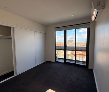 98 Queen Street, Reservoir, Vic 3073 - Photo 6