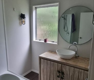 Welcoming Family Home in Ngongotaha - Photo 4