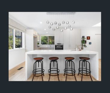 Stylish & Modern Renovation - Photo 5