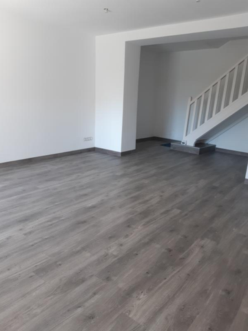 Location Maison 5 pièces 106m² COUTANCES 50200 - Photo 3