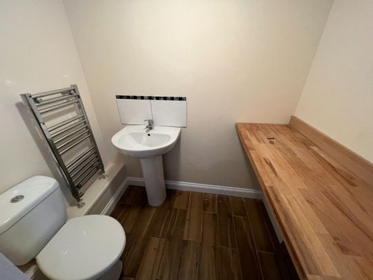 3 bedroom House To Let - Photo 1