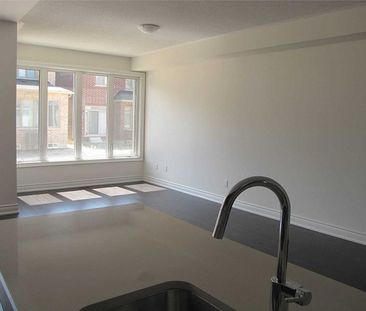 For Lease - 53 Hubbell Road Unit# Main, Brampton, Ontario - Photo 2