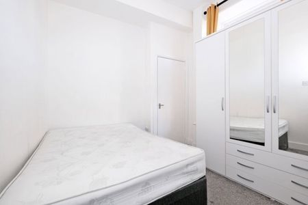 Flat 1, 135 Rosemount Place, AB25 2YH, Aberdeen - Photo 4
