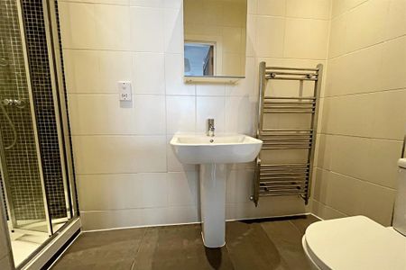 Studio to rent - Photo 4