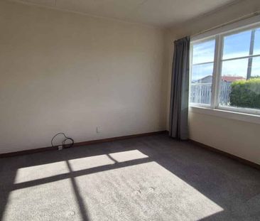 Convenient Keiss Street Living - Photo 4