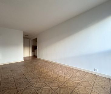 Location Appartement 2 pièces 42m² - Photo 5