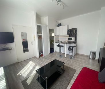 Location Appartement 1 pièce 18m² LA RICHE 37520 - Photo 2