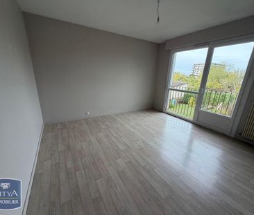 Location Maison 4 pièces 99m² CHATEAUROUX 36000 - Photo 3