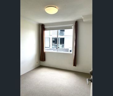 81/62 Cordelia Street, South Brisbane, Qld 4101 - Photo 3