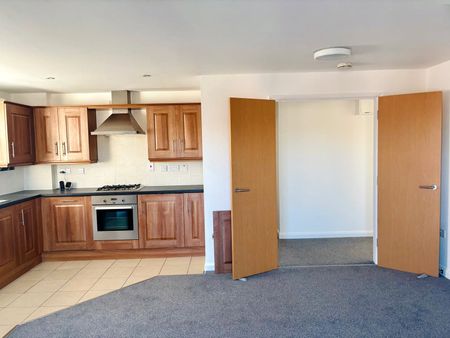 2 bedroom apartment to rent Winchester Road, Bishops Waltham, Southampton, Hampshire, SO32 - Photo 3