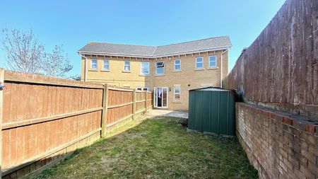 Steven Close - Photo 5