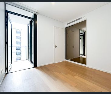 Spacious 2 bed-rooms Apartment located in Central Zetland - Photo 2