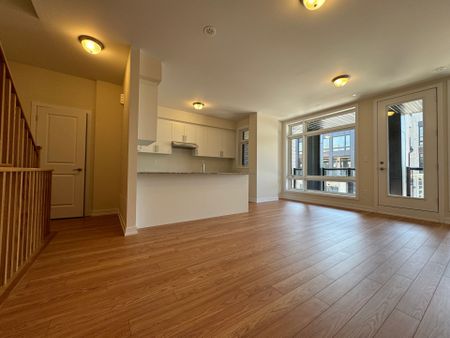 For Lease - 15 Chiffon Street, Vaughan, Ontario - Photo 2