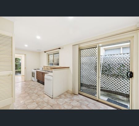 296a The Parade, Kensington, SA 5068 - Photo 3