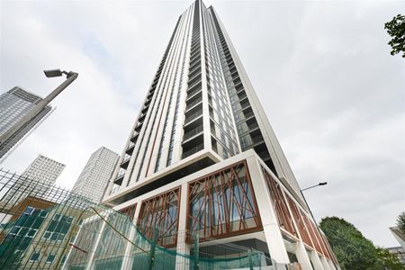 One Thames Way, 225 Marsh Wall, London, E14 9SG - Photo 2