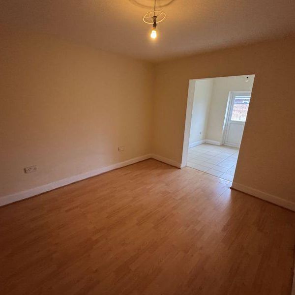 4 bedroom house to rent - Photo 1