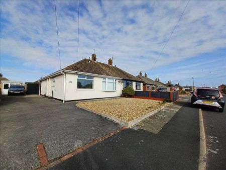 2 bedroom bungalow to rent - Photo 3