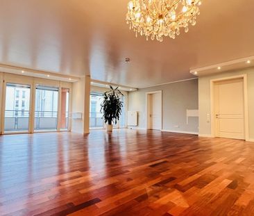 Exklusive 3,5-Zimmerwohnung mit Balkon auf der Maininsel zu vermieten - Photo 5