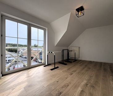 Ruim appartement met 2 slaapkamers en garage - Photo 4