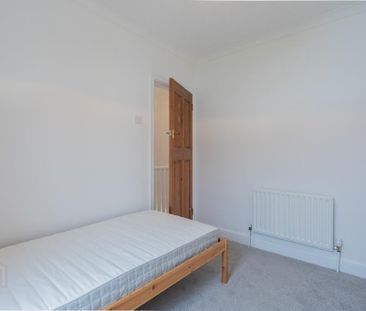26 Clarendon Avenue, Belfast, BT5 5JT - Photo 6