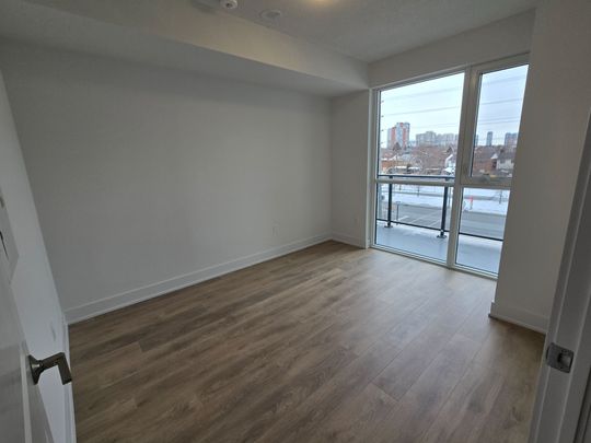 For Lease - 204 Burnhamthorpe Road Unit# 312, Mississauga, Ontario - Photo 1