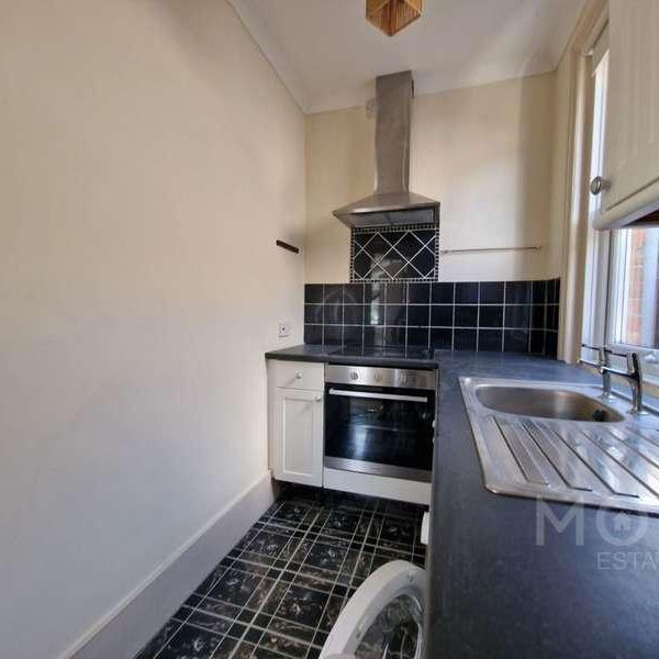 Station Road, Lyminge, CT18 - Photo 1