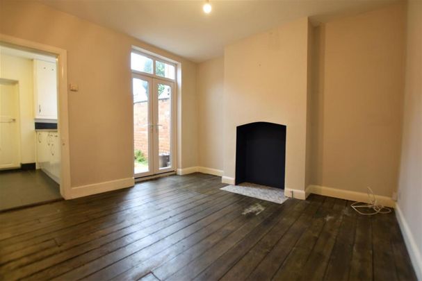 2 bedroom terraced house to rent - Photo 1