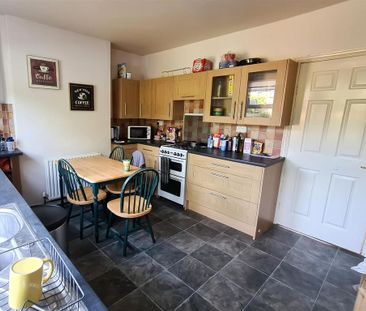 3 bedroom house to rent - Photo 3