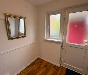 54 West Street, Ballycarry, BT38 9HR - Photo 2