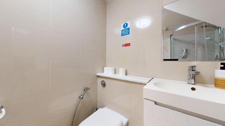 Studio to rent - Photo 2