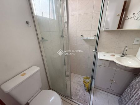 Apartamento com 2 quartos e 47m² para alugar em Moinhos de Vento, Canoas. - Photo 2