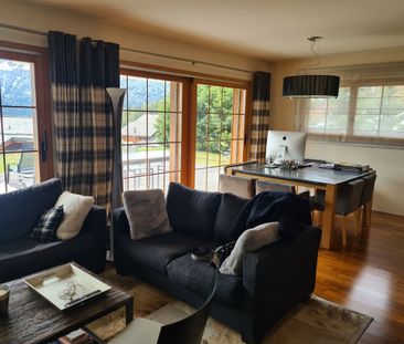Belle maison à louer à l'année proche du centre de Crans - Photo 4