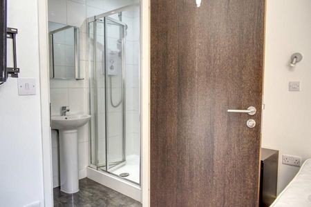 Studio to rent - Photo 4