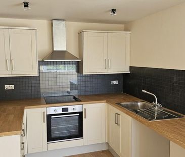 2 bedroom apartment to rent - Photo 3