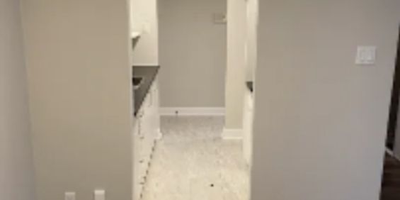 PREMIER MOIS GRATUIT! Appartement 2 Cha - Photo 3