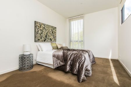 3 Bedroom Townhouse - Photo 3