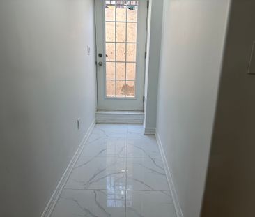 For Lease - 227 Dalgleish Gardens, Milton, Ontario - Photo 5