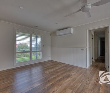 SPACIOUS LIVING ON 1000 SQM BLOCK - Photo 4