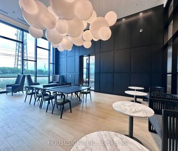 For Lease - 3220 William Coltson Avenue Unit# 812, Oakville, Ontario - Photo 1