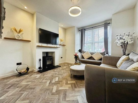 2 bedroom semi-detached house to rent - Photo 1