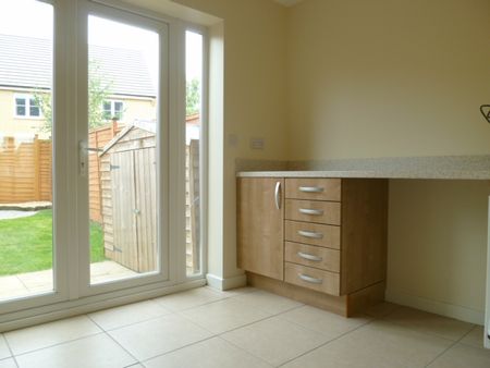 Saturn Drive, PE2 8GE, Peterborough - Photo 5