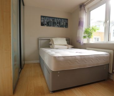 Collingwood Court, Brighton Marina Village, Brighton - Photo 6