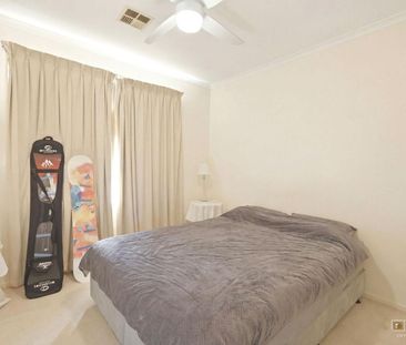 Family home located in Darley - Photo 5