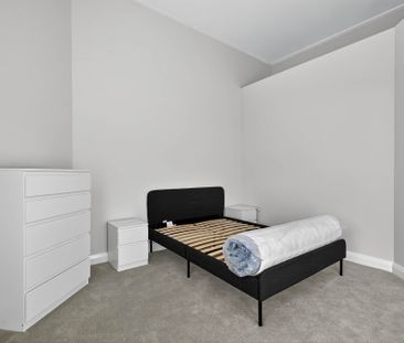 Apt 2 56 Myrtlefield Park, BELFAST, BT9 6NF - Photo 5