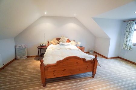 86a Larne Road, Carrickfergus, BT38 7NA - Photo 2