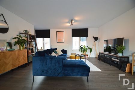 Ruim duplex-appartement te huur in Ieper - Photo 2