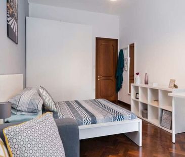 Viale Giovanni Vicini, Bologna, Emilia-Romagna 40134 - Photo 5