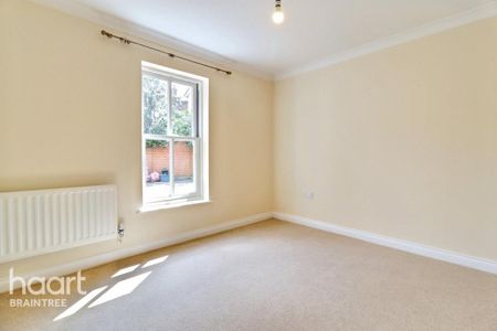 5 bedroom detached house to rent - Photo 5